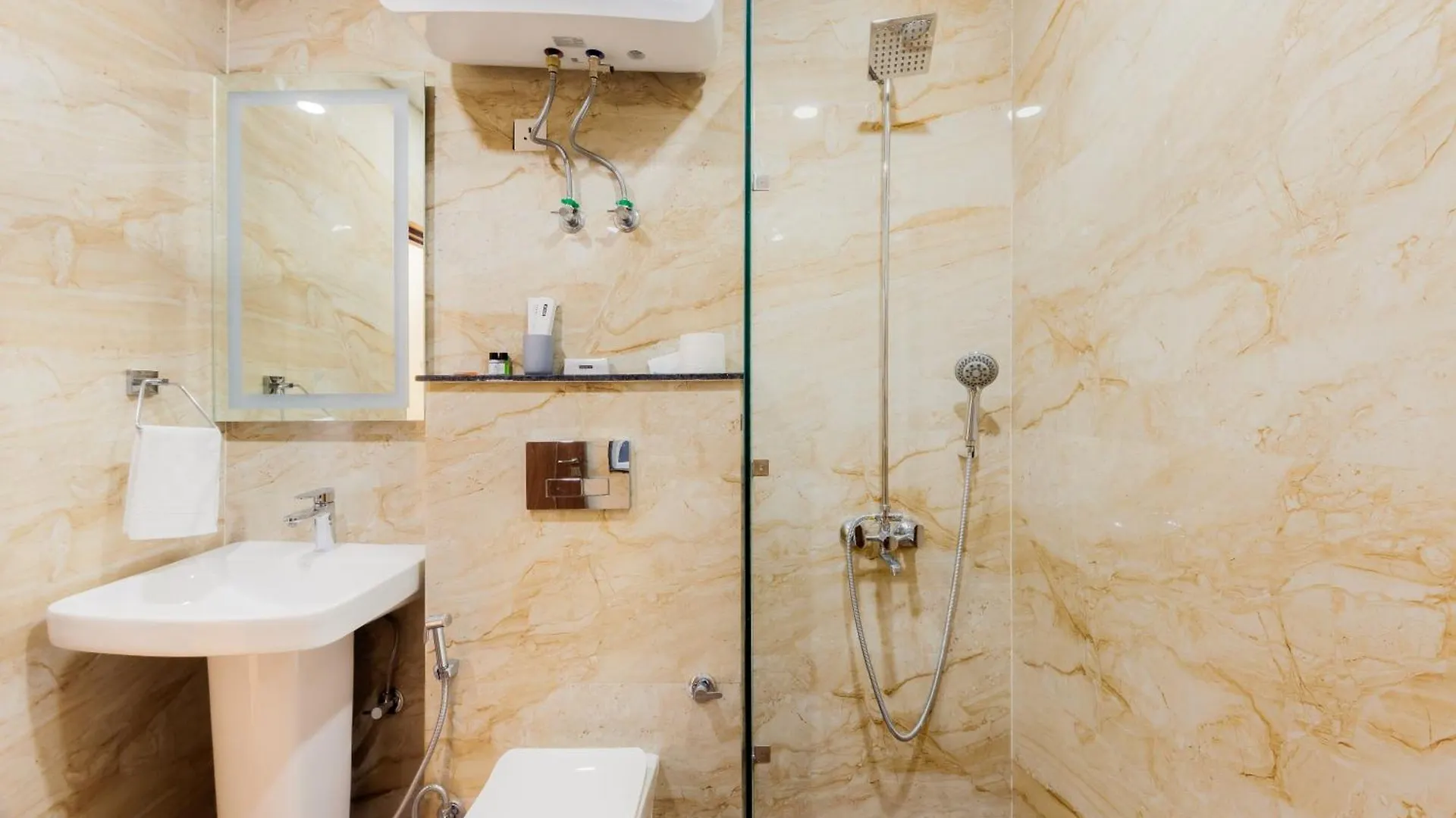 Kyomi Service Apartments Гургаон Апарт-отель